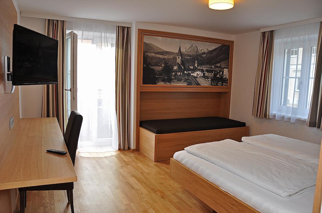 Hotel Gasthof Tirolerwirt Bischofshofen Szoba fotó