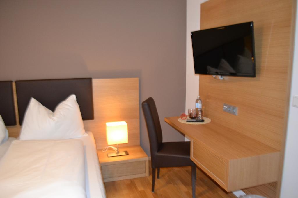 Hotel Gasthof Tirolerwirt Bischofshofen Kültér fotó