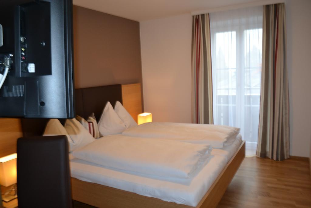 Hotel Gasthof Tirolerwirt Bischofshofen Szoba fotó